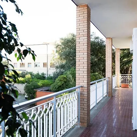 Aurelia Loris House Holiday home