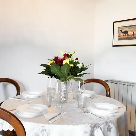 Nyaraló Aurelia Loris House *